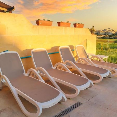 Inni Holiday Home With Infinity Pool Għarb Kültér fotó