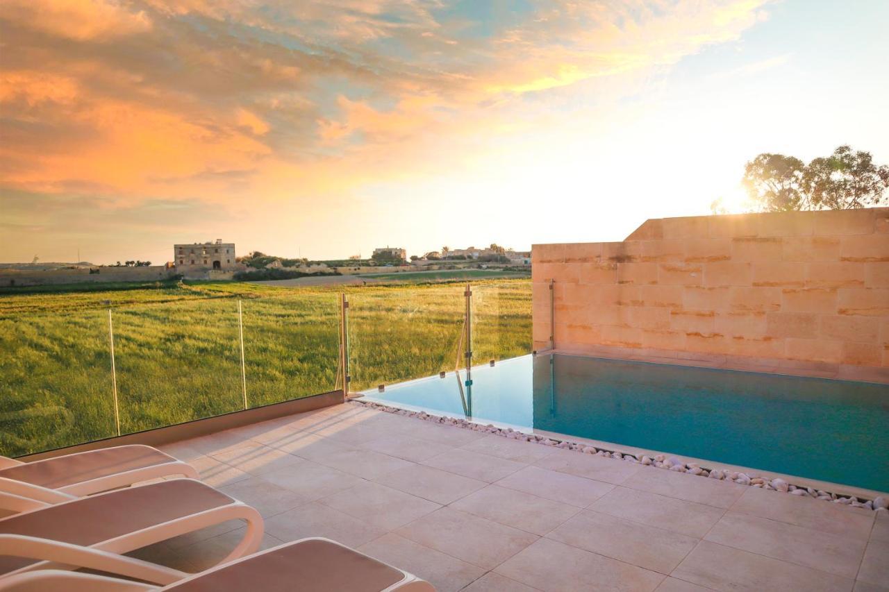 Inni Holiday Home With Infinity Pool Għarb Kültér fotó