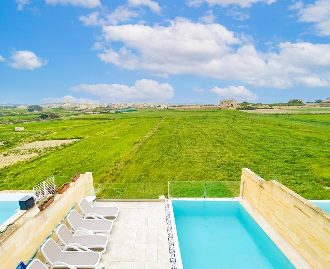 Inni Holiday Home With Infinity Pool Għarb Kültér fotó